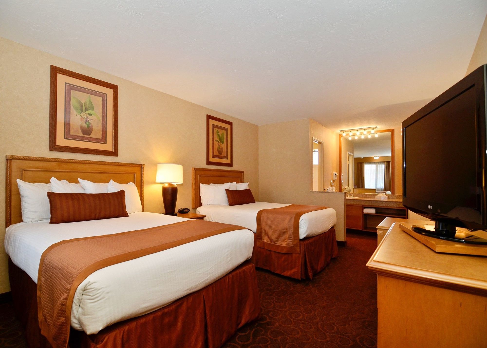 Best Western Plus Pavilions Anaheim Chambre photo